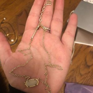 Kendra Scott necklace